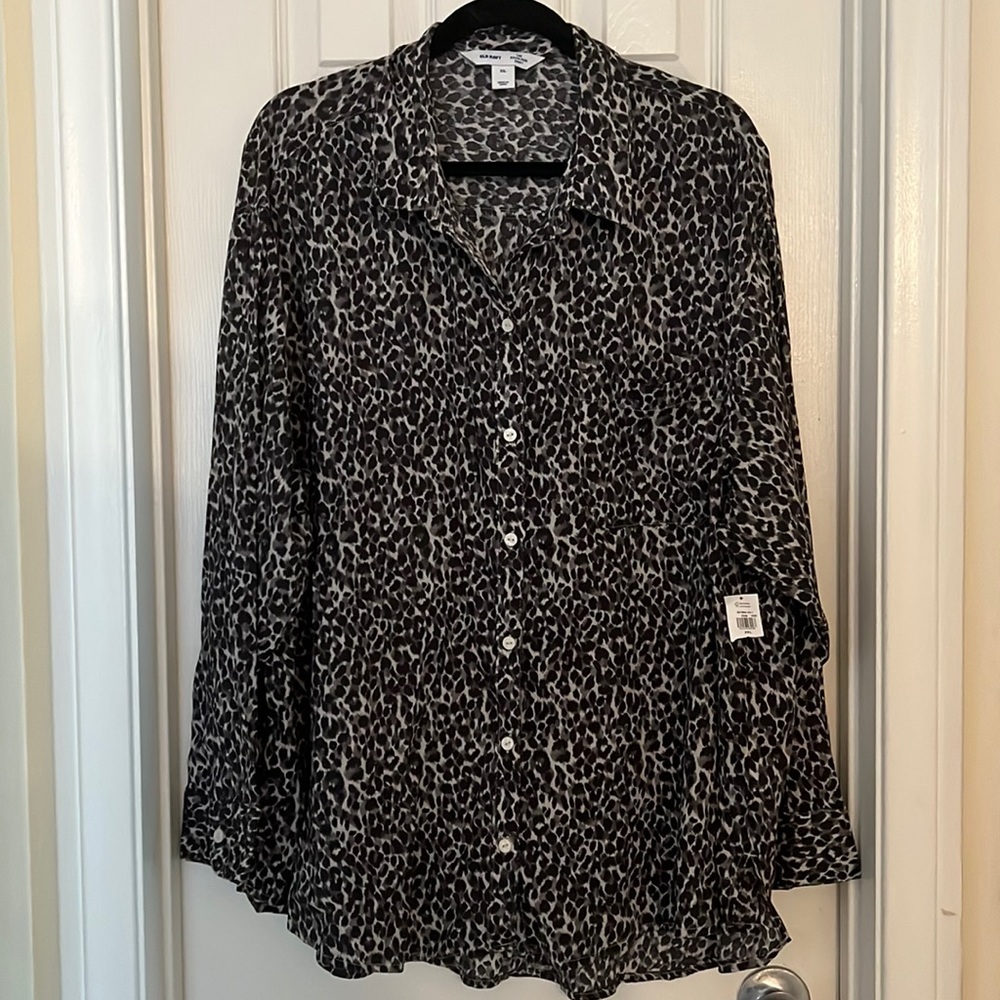 NWT XXL Grey Animal Print Boyfriend Shirt